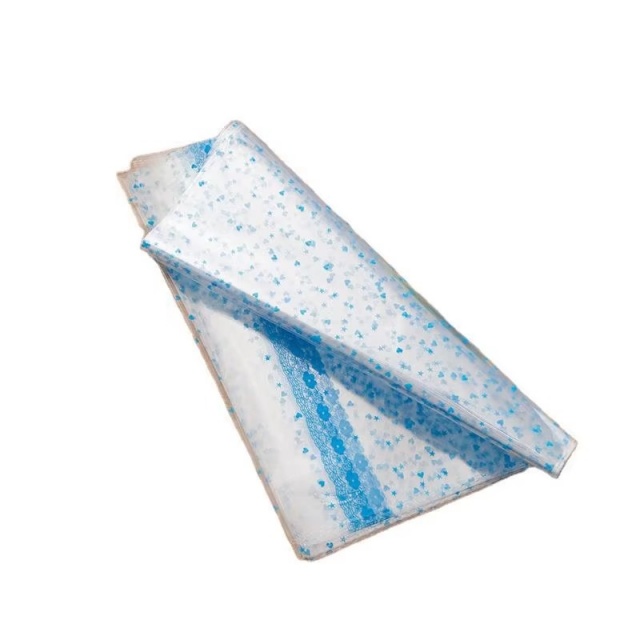 Customizable Gift Bags in Various Sizes And Materials, Perfect for Retail And Events.