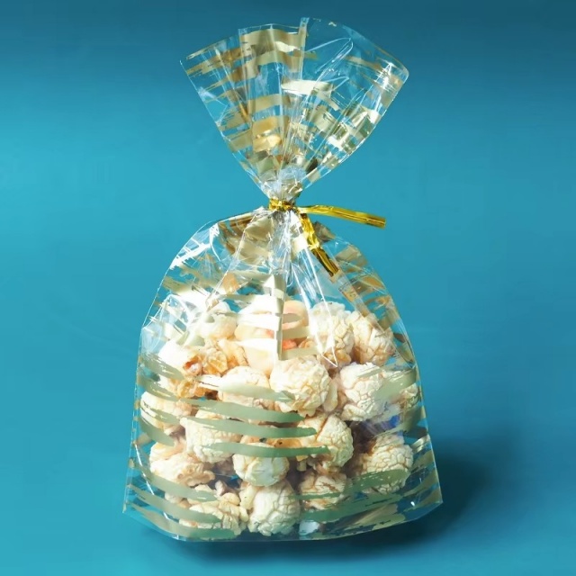 Customizable Gift Bags in Various Sizes And Materials, Perfect for Retail And Events.