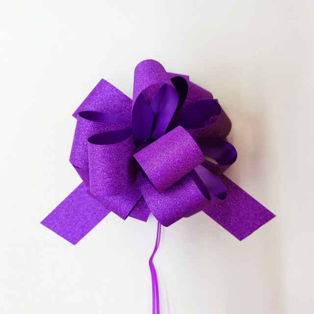 Packvips 50mm Glitter Pom Bows with Full Sparkle Coverage for Eye-catching Gifts.