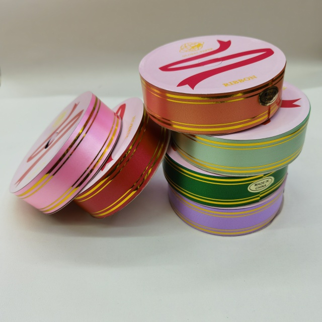 Pre-made Pull Bow Ribbon for Instant Gift Decoration. Easy To Use, Time-saving, And Available in Various Colors And Styles.