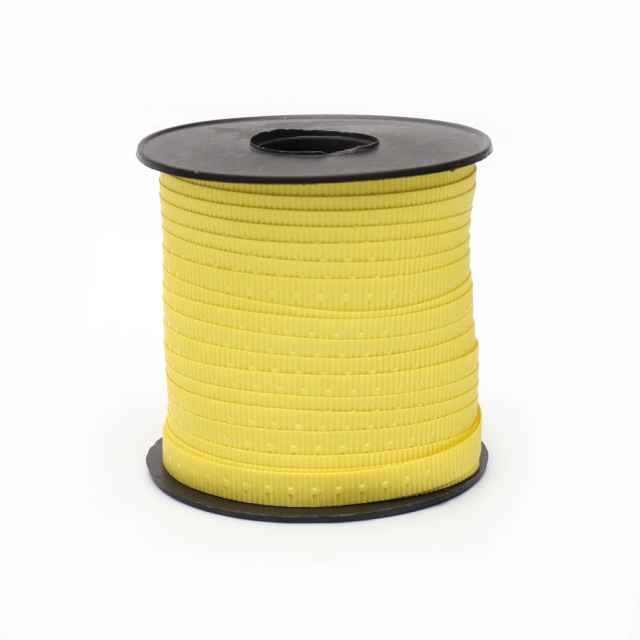 Food-safe baking cake ribbons for decorative cake packaging and pastry boxes.