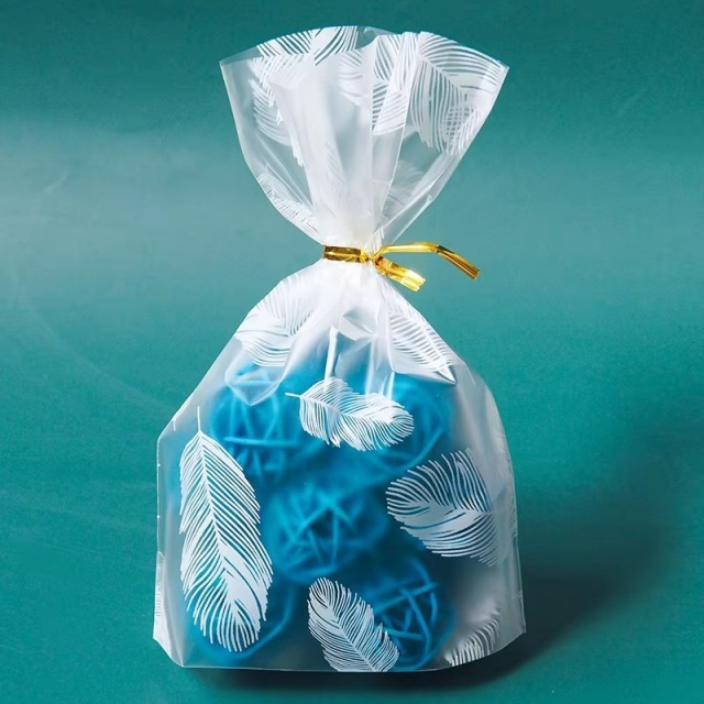 Wholesale upright bags with Flat Bottom Gussets for Stable Product Display And Storage.