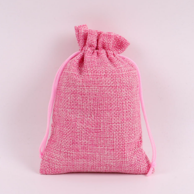 Best Reusable Fabric Bags Made From Natural Materials for Sustainable Gift Packaging.