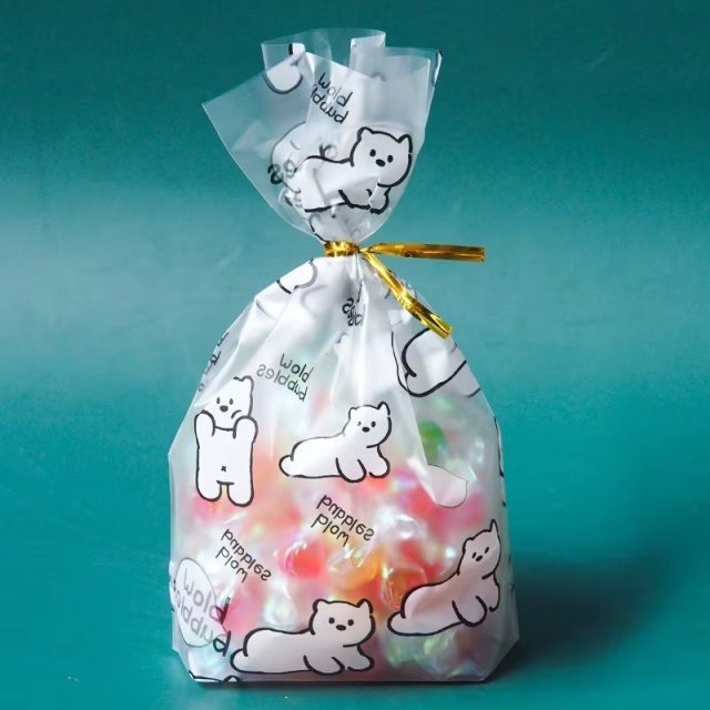 Customizable Gift Bags in Various Sizes And Materials, Perfect for Retail And Events.