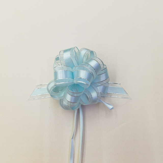 Structured Metal Lace Pom Bows with Intricate Patterns for Luxury Gifts.